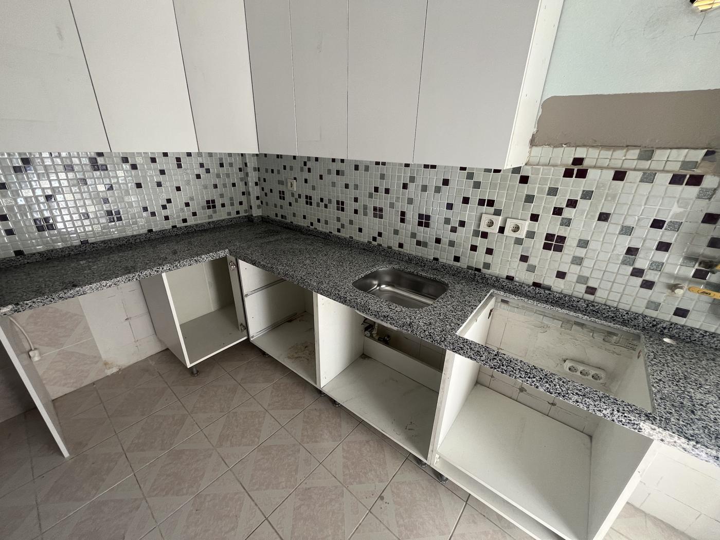 L planlı granit tezgâh